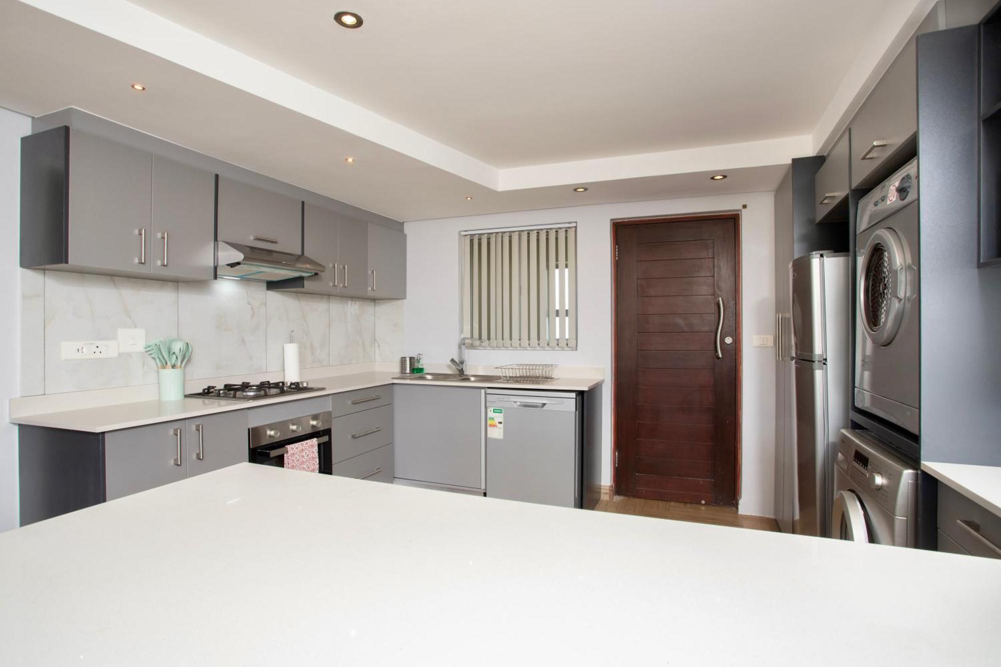 Nautica 410 By Mountain City Investments Mossel Bay Extérieur photo